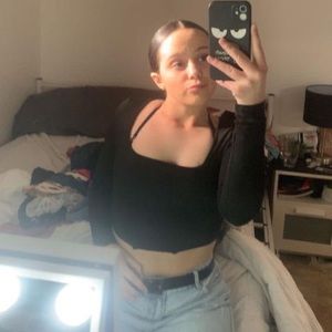 Meet your Posher, Nalia